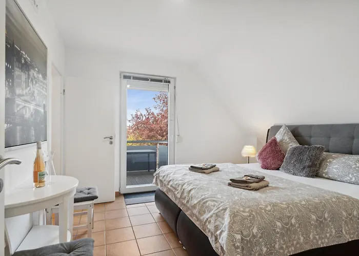 Strandliebe Bei Laboe * Lutterbek